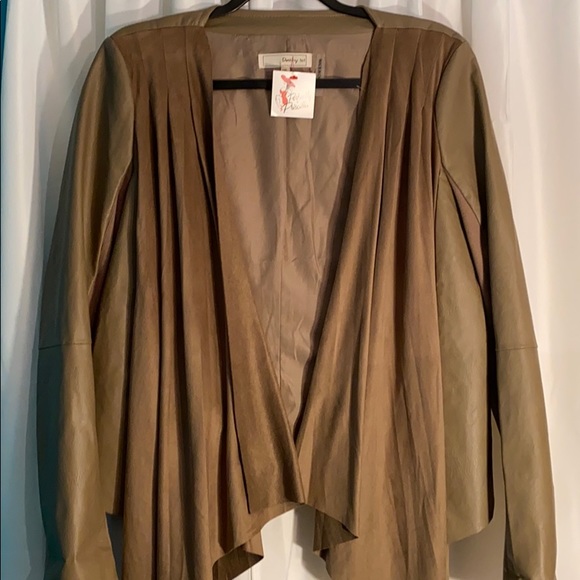 Jacket - Picture 2 of 3